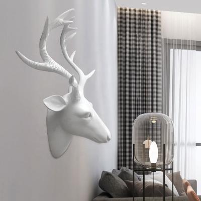 China 3D Sculpture Statue Wall Decoration Main Crafts In Europe Deer Head Home Decoration Resin Animal Pendant Deer for sale