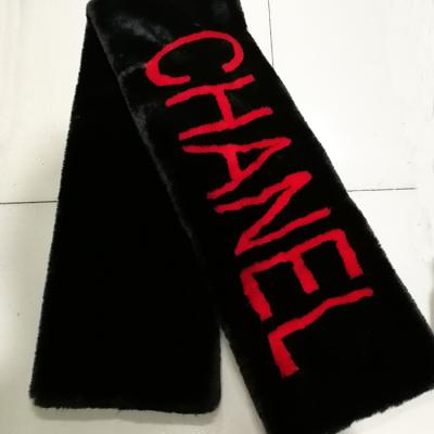 China Fashion\Comfortable\Durable Ladies Winter Fashion Faux Fur Neck Scarf Factory for sale