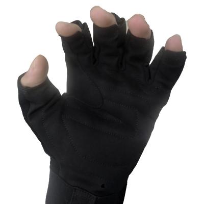 China Custom Made Winter Ski Fingertips Gloves Hot Sale Adult Men's Ski Gloves With Wrist High Quality for sale