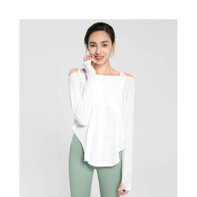 China Women Oversized Breathable Yoga Tops Two Long Sleeve Women Yoga Shirts Fake Patchwork Breathable T-Shirt for sale