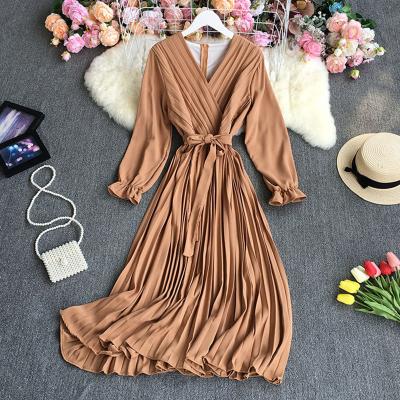 China 2021 Sleeve Pleated Long Sleeve Pleated Dress DD182 Long Sleeve V-Neckline Slim Casual Wear Korean Viable 11 for sale