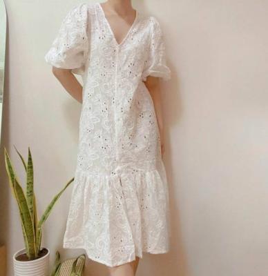 China 2021 summer new viable fashion QZ4916 white color V-neck hollow out embroidery long straight dresses 4 clothing for sale