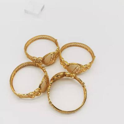 China Latest Design CLASSIC Wholesale CZ 18k Gold Jewelry Rope Chain for sale