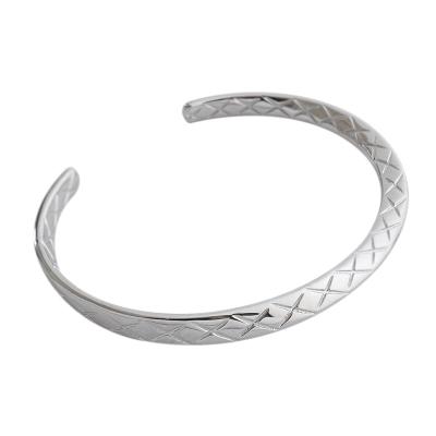 China FASHIONABLE Control Twisted Adjustable Bracelet Sterling Silver Lattice Bracelet 925 Sterling Silver Jewelery for sale