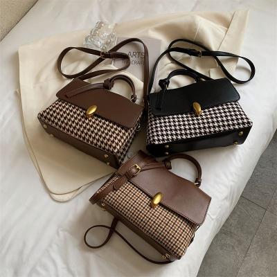 China High Quality New Arrivals Girls Design Plaid Bags Young Lady Hot Sell Messenger Clips Woman Luxury Handbags for sale