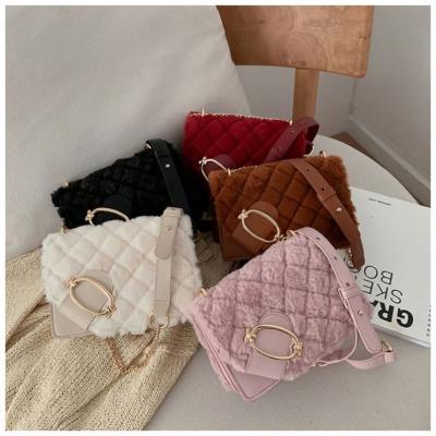 China New Velvet Winter Ladies Popular Faux Fur Handbags Clips Cute Plush Bags For Girls for sale