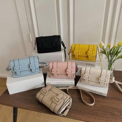 China New 2022 High Quality Autumn Ladies Handbags Girls Messenger Lady Purses Popular Simple Personality for sale