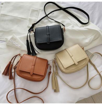 China High Quality Manufacture Bag Purse PU Purses Small And Wholesale Brown Tassel Handbags Ladies Purse Handbags for sale