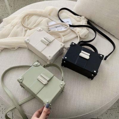 China 2021 new fashion women's handbags ladies square purses cross-body Korean handbag box for sale