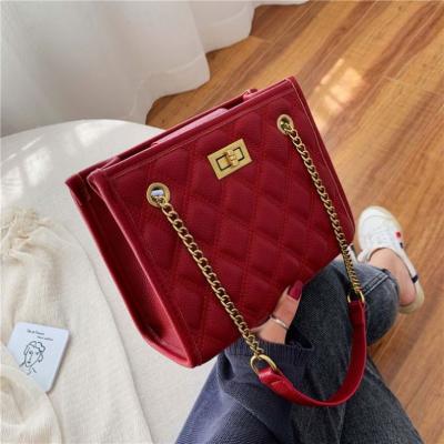 China 2020 popular women's messenger bag rhombus chain large capacity square bag high quality autumn and winter small bag new for sale