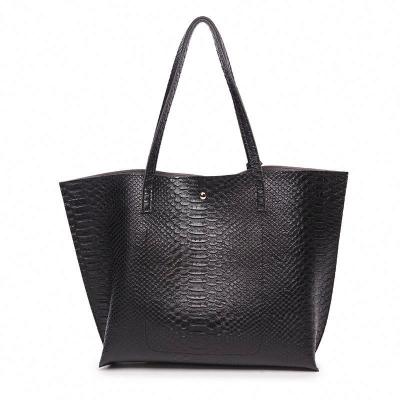 China 2021 high quality custom made vegan leather tote bag snake pattern leather tote bag for sale