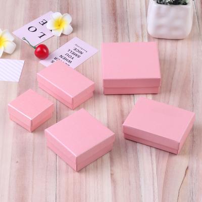 China Fashionable Factory Pink Lenny Pattern Jewelry Cover Paper Box Necklace Ring Earrings Gift Box Pendant Small Current Current Custom Boxes for sale