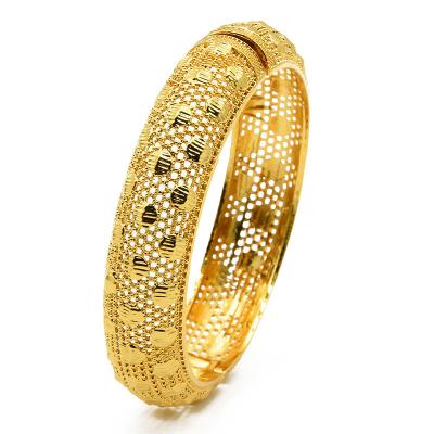 China FASHIONABLE Hot Sale 24K Bangles Dubai Gold Plated Indian Nigerian Bridal Indian Women Wedding Sand Gold Bangles for sale