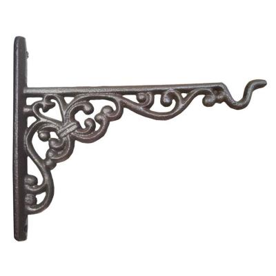 China Outdoor Indoor Wall Decoration Cast Iron Wall Hanging Planters Flower Plants Pot Basket Hook Hanger for sale