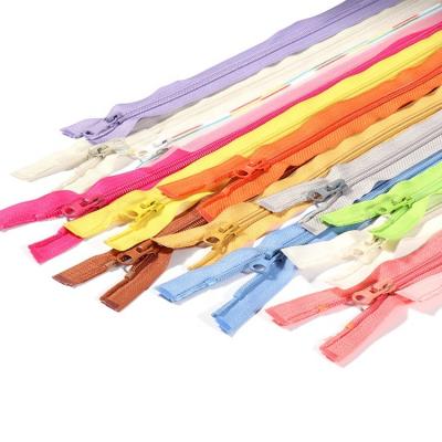 China 4# Open End Plastic Slider Zipper Roll Attractive Price Various Sizes Viable For Clothes for sale