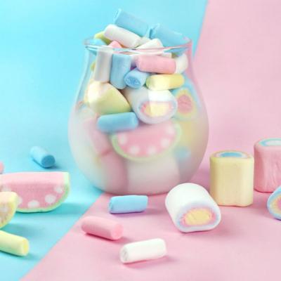 China Cotton Good Taste Marshmallow Fondant Soft Twist Marshmallow Natural Colorful Soft Cute Candy Shape for sale