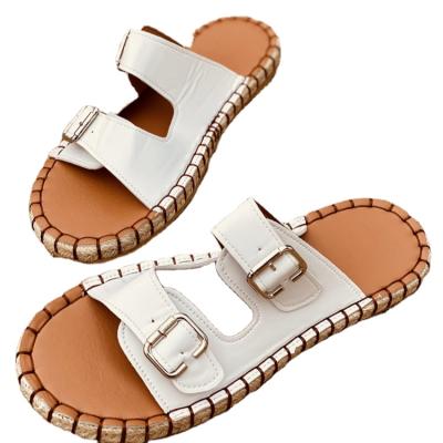 China Fashion 2021 Women's Sandals Slippers Shoes Rubber Sticky Women's Sandals Summer Patent Leather Flat Shoe for sale