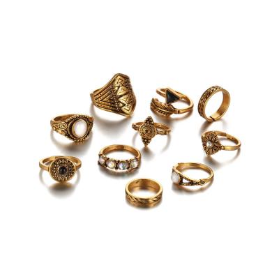 China Latest Fashion Styles 2019 Fashion Rings Set Jewelry Women Vintage 10pcs/set Gold Finger Rings With Gem for sale