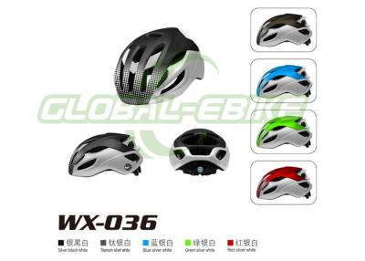 China Casco de ciclismo unisex fluido ultraligero con forma integrada de ventilación 18 PC EPS de espuma en venta