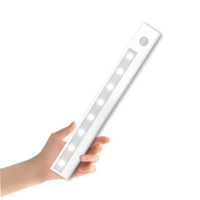 China Modern Portable 8 LED Smart PIR Induction LED Motion Sensor Night Light Radio for sale