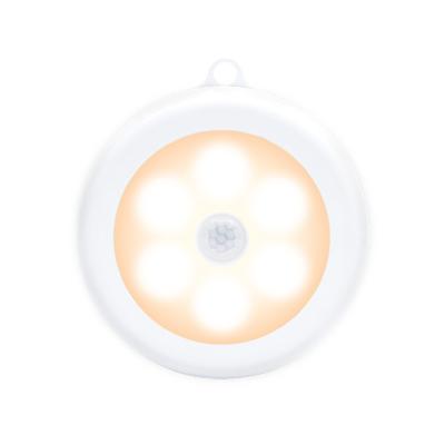 China Modern Battery Operated 6 LED Motion Sensor Night Light Bathroom Sensor Light for sale