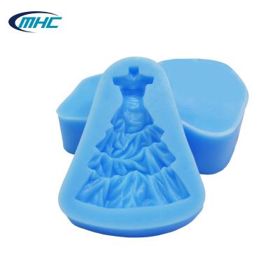 China Silicone Baking Utensils Handmade Diy Sustainable Dress Shape Cake Decorating Silicone Mold for sale