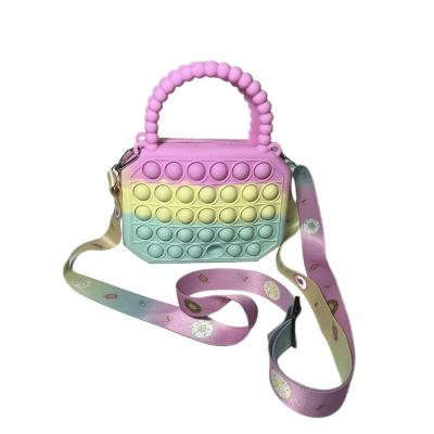 Cina Silicone Children Cartoon Mini Kids Bubble Toy Crossbody Pop It Purse for Girls in vendita