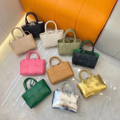 China Fashion 2023 Newest Women Fashion Handbags Luxury Shoulder Bags Leather Tote Bag Fashion Handbag for sale