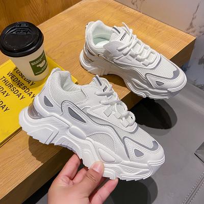 China Fashion trend shoes Korean version of women's autumn new white leather women's sneakers thick-soled casual running shoes sports for sale