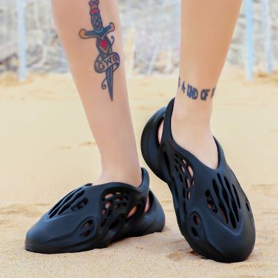 China Waterproof Stylish Quick Drying Men Garden Shoes EVA Men Clogs Lightweight New Generation Large Size Beach Recreational Shoes for sale