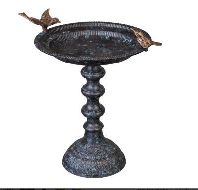 China Sustainable High Quality Antique Outdoor Decoration Metal Bird Bath Feeder For Garden Decoration for sale