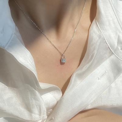 China Hot Sales FASHIONABLE 925 Style Korean Minimalist Stackable Jewelry Sterling Silver Lock Pendant Gold Chain Necklace for sale