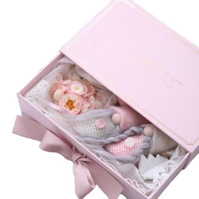 China Handmade Unique Hot Sale New Design Custom Printed Paper Box Gift Box Packaging Box With Ribbon for sale