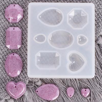 China Sustainable Crystal drip mold a variety of pendant mold heart-shaped circular tower style diamond twist buckle silicone mold for sale