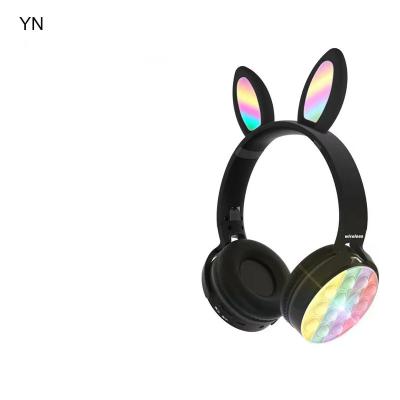 China New YN Game LED Track Earphone High-Tone Earphone Best-selling Comfortable Toy Comfortable Wearing Wireless Earphone for sale