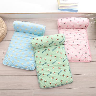 China Travel Pet Cooling Mat Pet Ice Pad Pet Cooling Mat Dog Summer Nest Gel Silk Bed Mat for sale