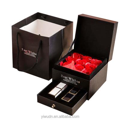 China Recyclable Valentine's Day Rose Soap Flower Gift Box for Jewelry Packaging with Foam Insert Necklaces and Lipsticks Box for sale