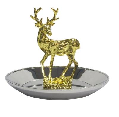 China Disposable Metal Standing Deer Ring Holder for sale