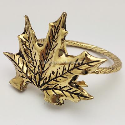 China Novelty Gold Metal Viable Decorative Maple Leaf Napkin Ring for sale