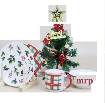 China Christmas Holiday Disposable Coffee Mug 11oz, Funny Christmas Movie Attacks Family, Friends--Mug in Christmas Decorative Gift Box for sale