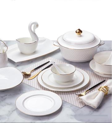 China Factory Sustainable Hot Selling Tableware Set Bone China Western Style Set For 4 Hotel Gold Dinnerware Set Tableware for sale