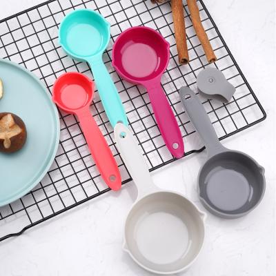 China Viable Multifunctional Colorful Plastic 5pcs Doser Set Luxury Cooking Set for sale