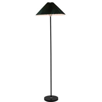 China Modern Simplicity 2021 Hot Selling Minimalist Vertical Led Hotel Mushroom Bedroom Floor Lamp for sale