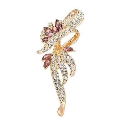 China Fasion Fashion Women Brooch Luxury Alloy Crystal Diamond Brooch With 18k Gold Color for sale