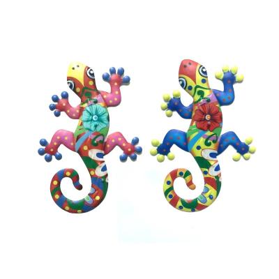 China Traditional Handwork 2 Antique Wall Hanging Gecko Metal Animal Home Decoration Set for sale