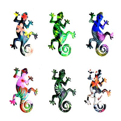 China New Design Traditional Set of 6 Outdoor Garden Lizard Metal Decorations Painted Gecko Wall Art Gecko Decor for sale