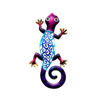 China Traditional in the Running Lizard Metal Gecko Wall Decor Art Wall Decoration for Yard Garden Home Fence for sale