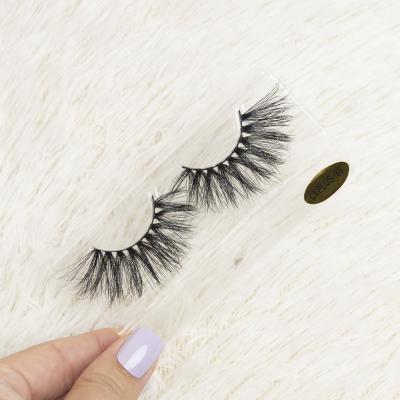 China Fashion Own Brand Wholesale 25mm Siberian Mink Lashes 3D Mink Lashes Fashion Lashes Band False Eyelash 69 for sale