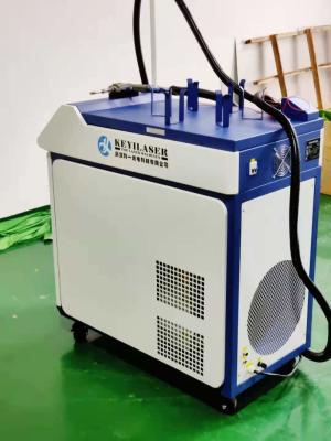 China Handheld Raycus Fibre Laser Welding Machine 1000W For Mould Repair for sale