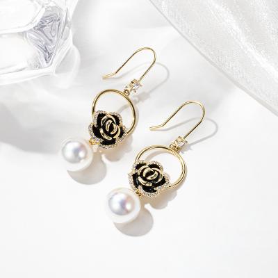 China Meixun temperament daily soft national trend niche pearl earrings long pearl fashionable wholesale ear clips for sale